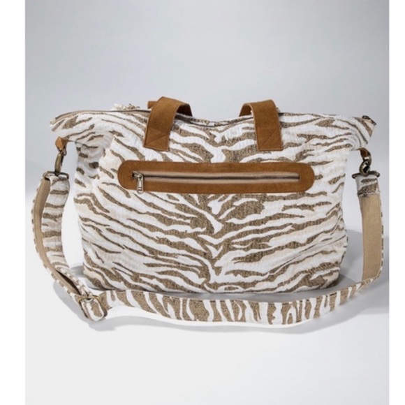 New! Ruggine Handmade Tiger Motif Bag - Picture 8 of 12